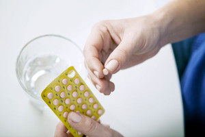 Lợi ích và rủi ro của liệu pháp hormone thay thế