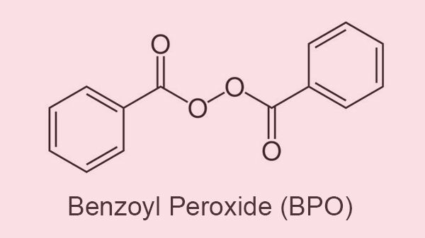 Benzoyl peroxide – một trong những hoạt chất trị mụn chhiệu quả nhất