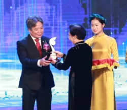 Người đưa “phẫu thuật quý tộc” của châu Âu “phủ sóng” khắp Việt Nam - Bệnh viện Việt Đức