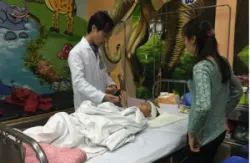 Vụ sập lan can trường học: Hai học sinh bị nặng nhất vẫn đang điều trị - Bệnh viện Việt Đức