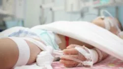 Cảnh giác với các bệnh mùa nắng nóng - Bệnh viện nhi Trung Ương