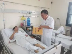 Từ cõi chết trở về bệnh nhân chia sẻ lý do hỏng gan mật, nhiều người Việt cũng đang mắc - Bệnh viện Việt Đức