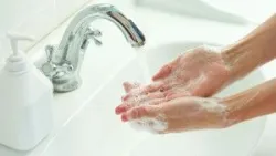 Hướng dẫn phòng ngừa nhiễm khuẩn bệnh viện dành cho cha, mẹ, người chăm sóc và khách thăm tại bệnh viện Nhi Trung ương
