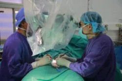 Ứng cứu khẩn cấp quý ông 55 tuổi bị “vợ bé” cắt phăng “của quý” vì ghen