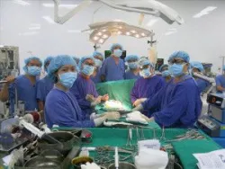 Hai ca ghép tạng đặc biệt lần đầu tiên thực hiện tại Việt Nam - Bệnh viện Việt Đức