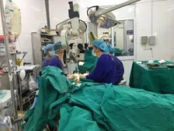 Bệnh viện Việt Đức phẫu thuật “hồi sinh” 4 chi thể đứt rời trong 2 tuần cách ly xã hội
