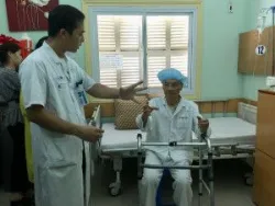 Sinh hoạt Câu lạc bộ thường niên với người bệnh Parkinson - Bệnh viện Việt Đức