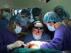 50 trường hợp dị tật bẩm sinh về sọ mặt được khám tại Chương trình Phẫu thuật tạo hình sọ mặt quốc tế Việt – Anh lần thứ 5 - Bệnh viện Việt Đức