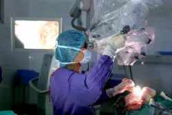 10 năm chuẩn bị cho cuộc “mổ não thức tỉnh” ở Việt Nam - Bệnh viện Việt Đức