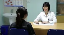 Trò chuyện với trẻ vị thành niên - bệnh viện nhi trung ương
