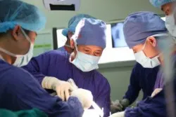Nội soi khớp cổ chân điều trị cho bệnh nhân bị chấn thương thể thao do bóng đá - Bệnh viện Việt Đức
