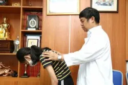 Hiểu biết về bệnh lý vẹo cột sống bẩm sinh - Bệnh viện Việt Đức