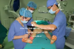 Lần đầu tiên ứng dụng kỹ thuật siêu vi phẫu tạo cầu nối bạch mạch – tĩnh mạch trong điều trị bệnh lý phù bạch mạch - Bệnh viện Việt Đức