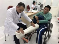 “Hồi sinh” những đôi chân bị tàn phế do u xương tế bào khổng lồ - Bệnh viện Việt Đức