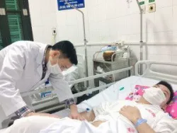 Hoại tử chỏm xương đùi, nam thanh niên 22 tuổi phải phẫu thuật thay khớp háng - Bệnh viện Việt Đức