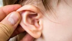 Hướng dẫn chăm sóc trẻ bị viêm tai giữa - bệnh viện nhi trung ương