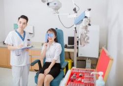 Vitamin A và các bệnh về thị lực do tuổi tác