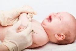 Vì sao cần tiêm vắc-xin viêm gan B cho trẻ sơ sinh trong 24 giờ đầu tiên sau sinh?