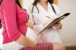 Những điều cần biết về tiêm phòng bà bầu