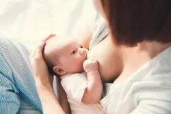 Massage đúng cách giúp chữa tắc tia sữa hiệu quả