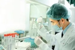 Xét nghiệm tìm máu ẩn trong phân diễn ra thế nào?