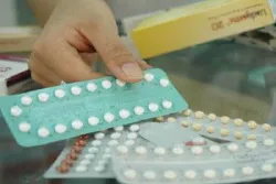 Thuốc tránh thai hàng ngày khi cho con bú: Những điều cần biết