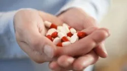 Glucosamine uống trước hay sau ăn? Uống lúc nào tốt nhất?