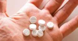 Lưu ý khi dùng thuốc giảm đau ở người cao tuổi