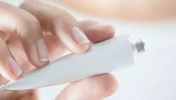 Lưu ý khi sử dụng kháng sinh bôi ngoài da