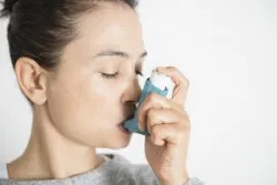Cách sử dụng các dụng cụ xịt hít - Phần 1