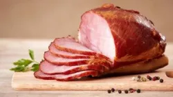 Kiểm soát cholesterol: Có nên ăn thịt gà và thịt bò?