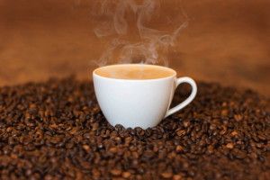 Uống cà phê có thực sự gây ung thư không?