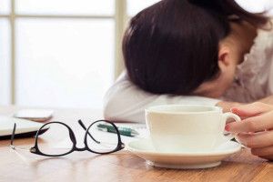 8 triệu chứng có thể gặp phải khi ngừng uống cà phê (hội chứng cai nghiện caffeine)