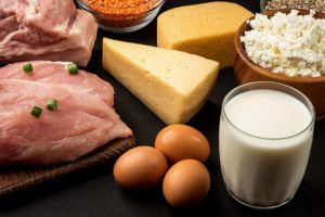 Ăn thịt, trứng và sữa có làm tăng cholesterol không?