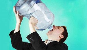 Tại sao bệnh đái tháo đường gây khát nước quá mức?