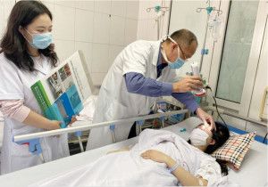 Nữ bệnh nhân tử vong do nhiễm khuẩn ăn thịt người sau khi hút mỡ