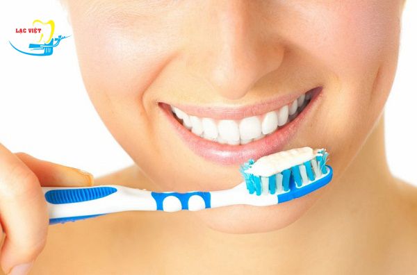 Kem tẩy trắng răng rasyan giúp răng sáng trắng hiệu quả