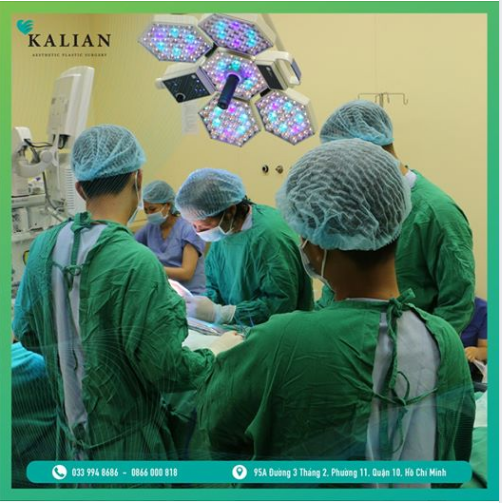 Chào ngày đầu tuần. Mặt trời vừa lên là bác Việt và ekip Kalian tất bật “chạy show” rồi mọi người ơi