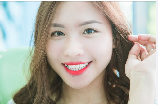 NÀNG ĐẸP RẠNG NGỜI – NỤ CƯỜI TỎA SÁNG