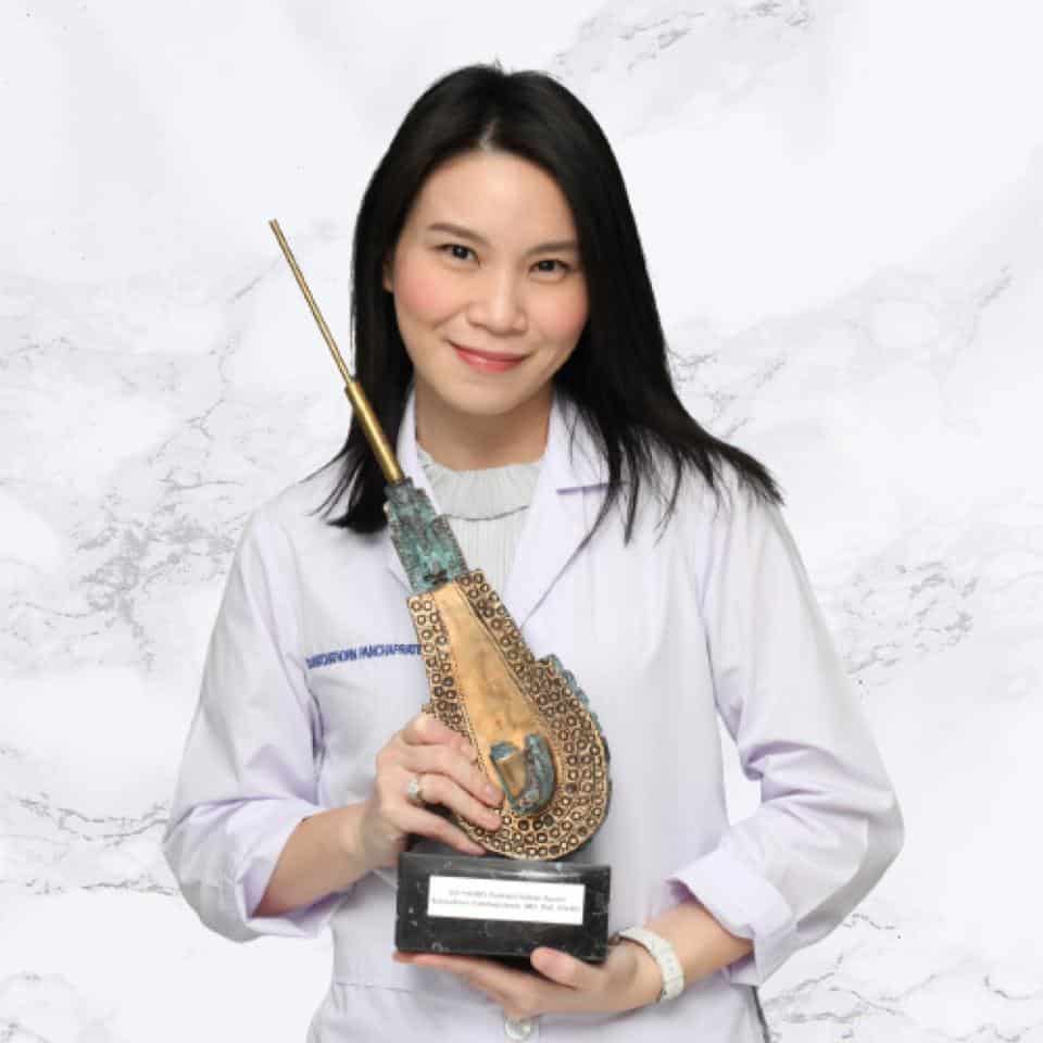 Bác sĩ, tiến sĩ Ratchathorn Panchaprateep