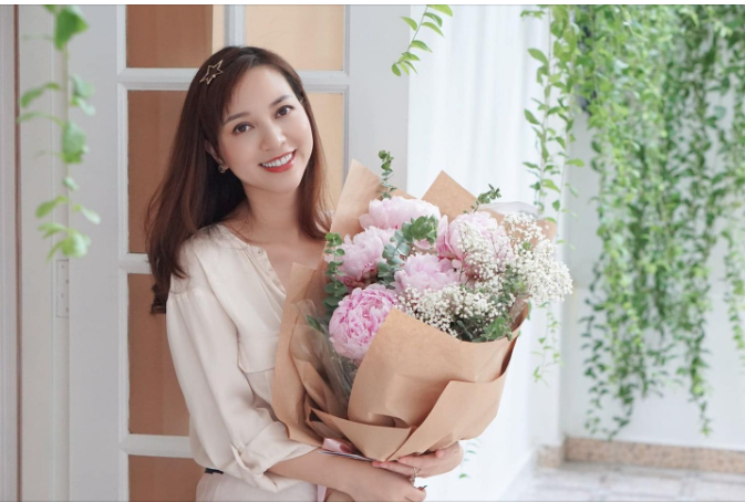 Đã 5 năm kể từ ngày được chăm chút lại nụ cười cho chị Hannah Nguyễn.