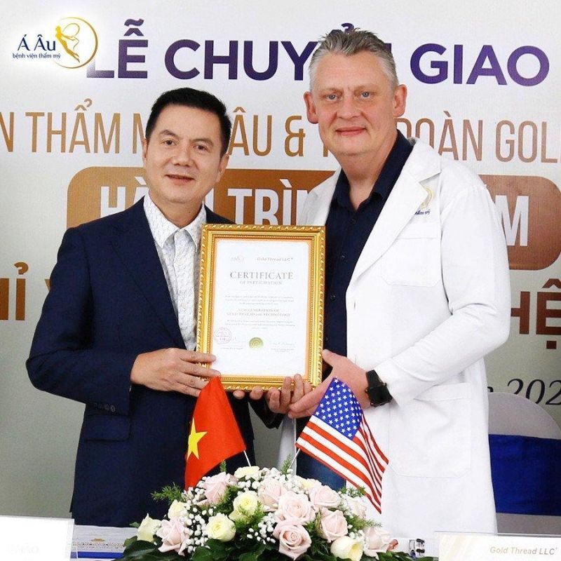 Hành trình 10 năm căng da chỉ vàng 24K tại Việt Nam