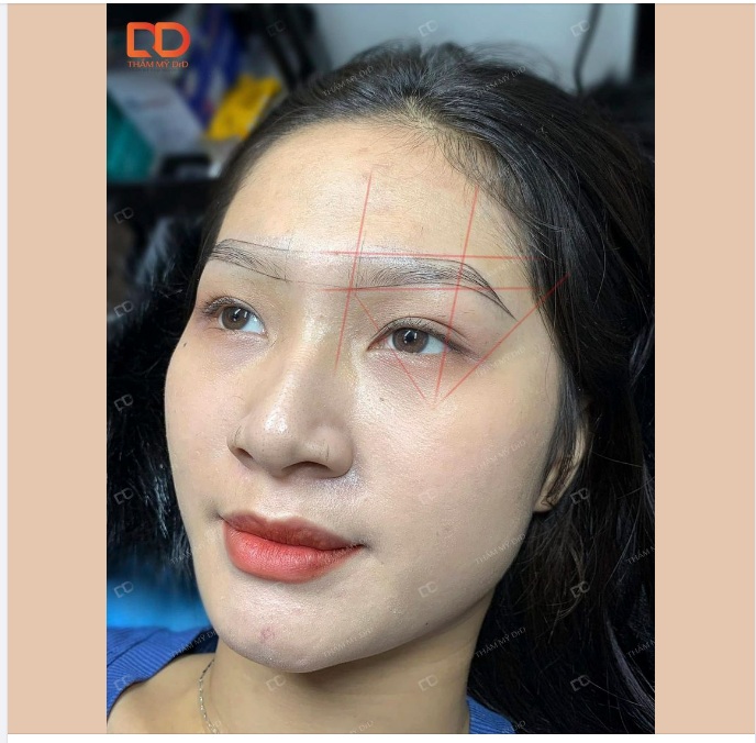 THẾ NÀO LÀ HÀNG CHÂN MÀY CHUẨN TỶ LỆ VÀNG?