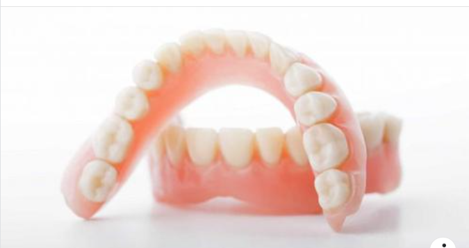 Hướng dẫn cách lắp răng giả