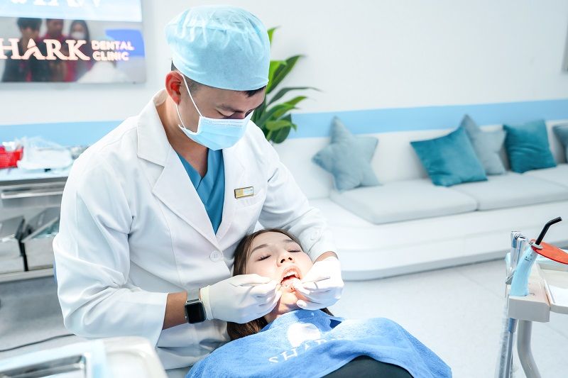 Bác sĩ tại nha khoa Shark là đội ngũ giàu kinh nghiệm, vững chuyên môn