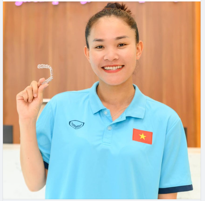 Từ niềng răng đến sân cỏ, bí quyết tự tin của VĐV Chương Kiều!