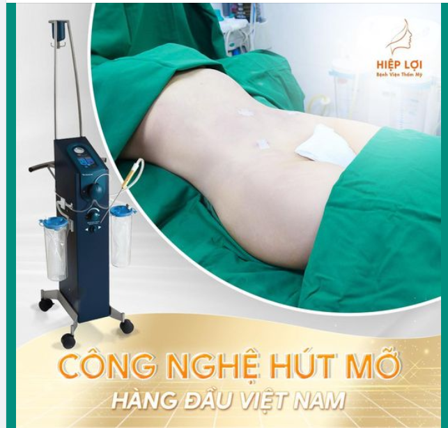 Ekip BS Phan Hiệp Lợi hội chẩn và đưa ra giải pháp: “HÚT MỠ - TẠO HÌNH THÀNH BỤNG” cho khách hàng