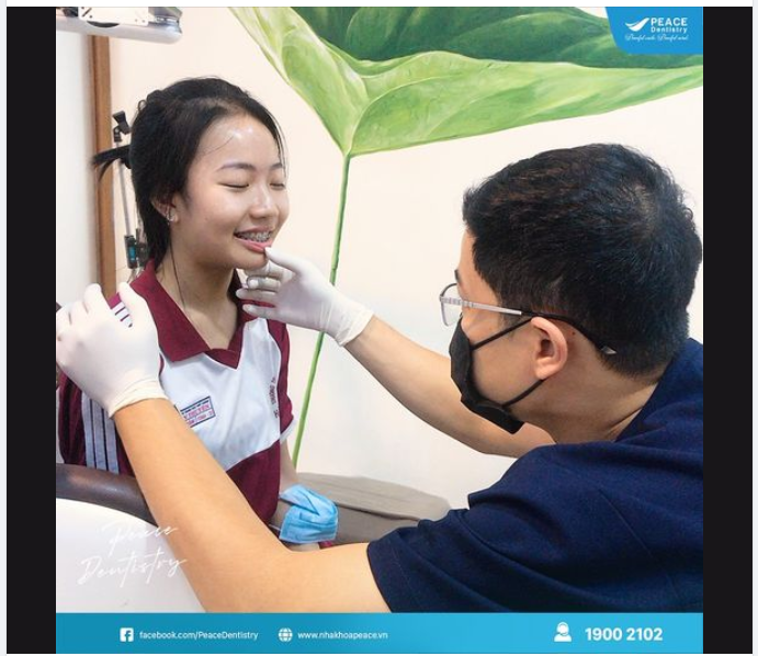 ​​​​​​​Tóm lại: Niềng răng không chỉ hướng đến kết quả đẹp khỏe về răng mà còn là thẩm mỹ nụ cười, khuôn mặt.