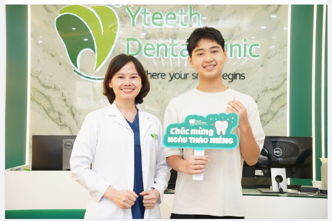 Chào mừng em đến với Team tháo niềng của Bác sĩ Yến Yteeth
