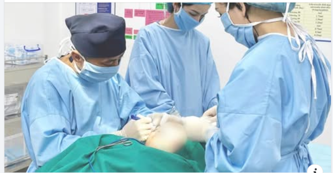 Một ca biến chứng nữa vì tin quảng cáo “làm mắt đẹp sau 60 phút, không đau, giá rẻ " tại spa.